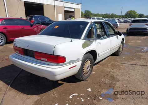 1996 Buick Regal Custom z USA, uszkodzony, nr VIN 2G4WB52K7T1502427